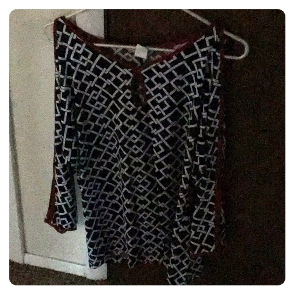 Blouse w/cutlet sleeves